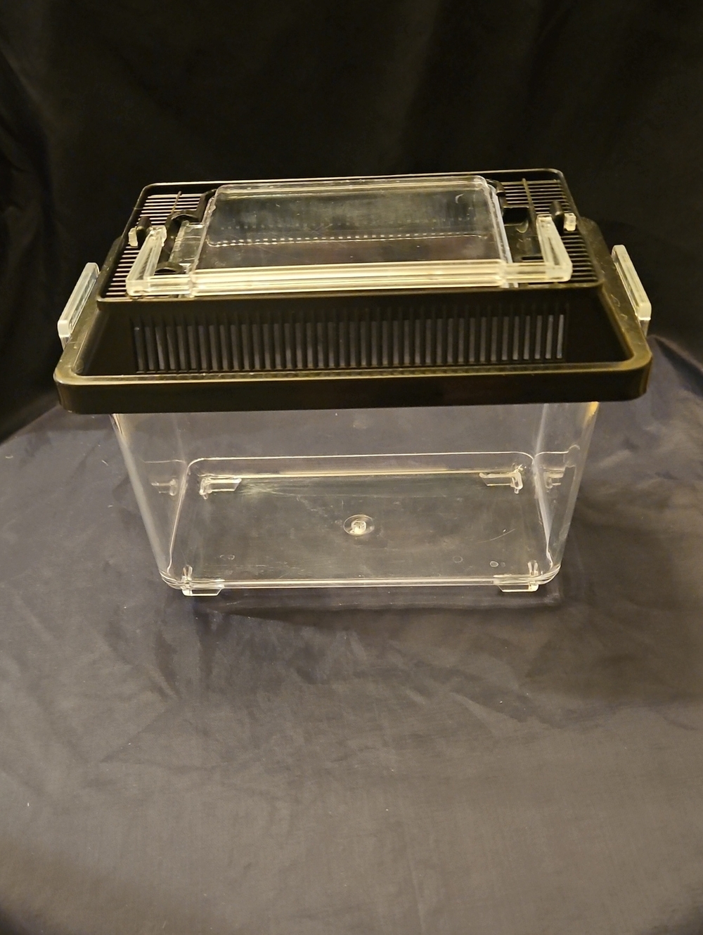 Exo Terra Mini Faunarium / Plastic Critter Keeper Reptile Carrier